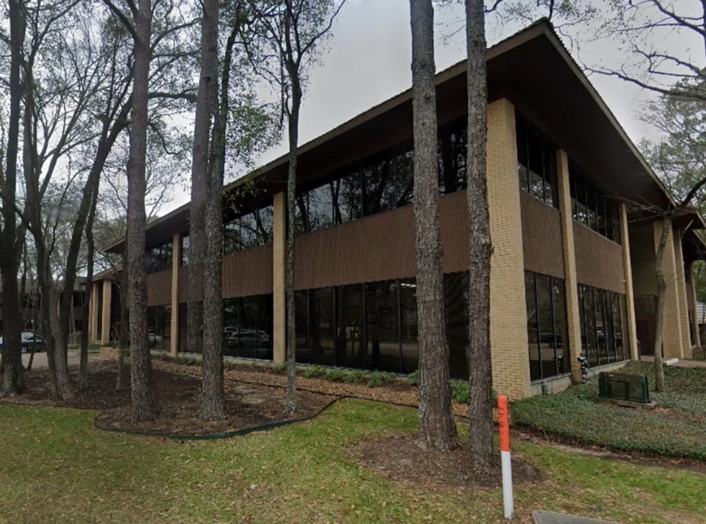 Photo 1 of 13810 Champion Forest Dr, Houston, TX 77069