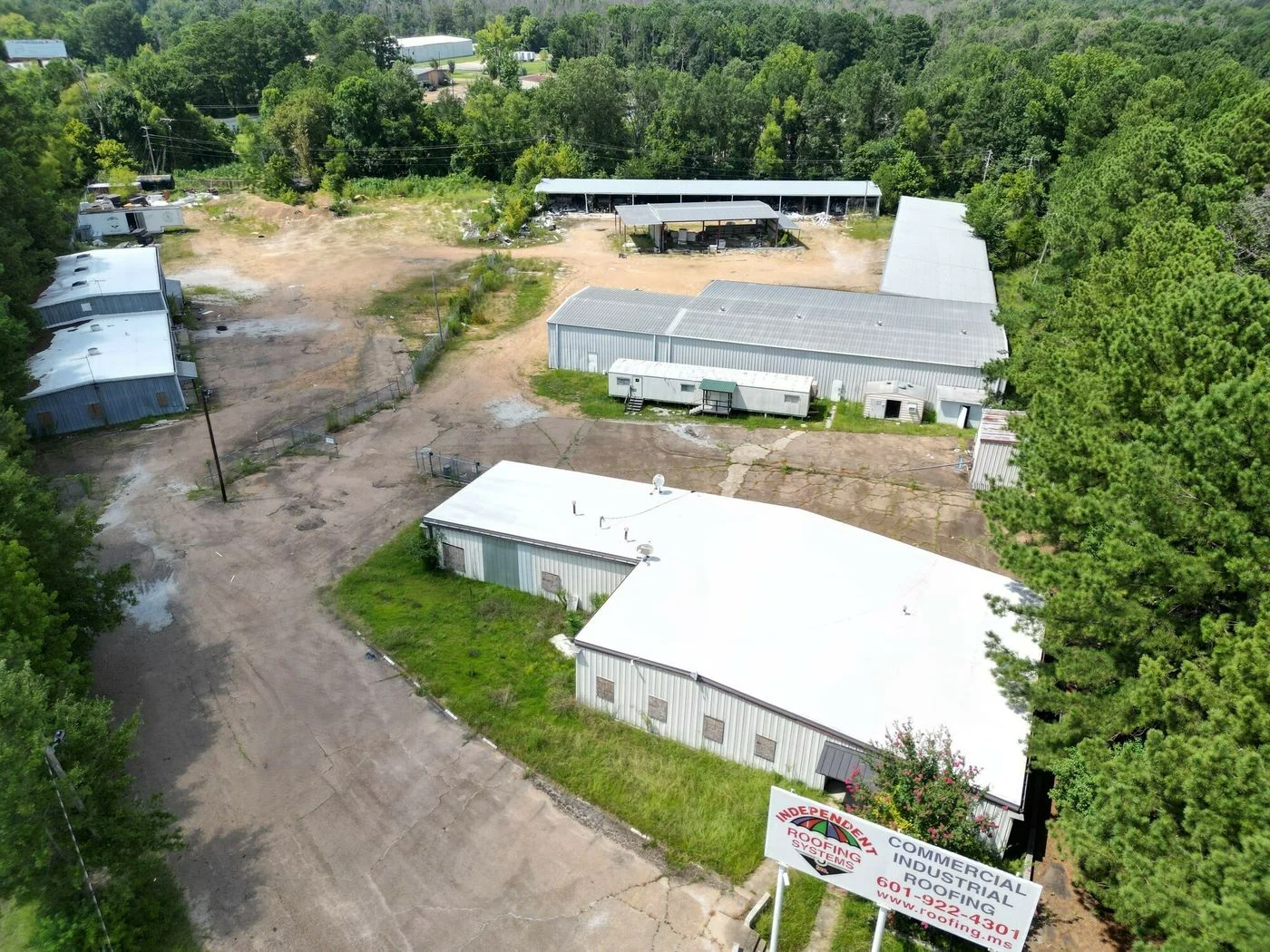 Photo-2 of 5090 S Mcraven Rd, Jackson, MS 39204