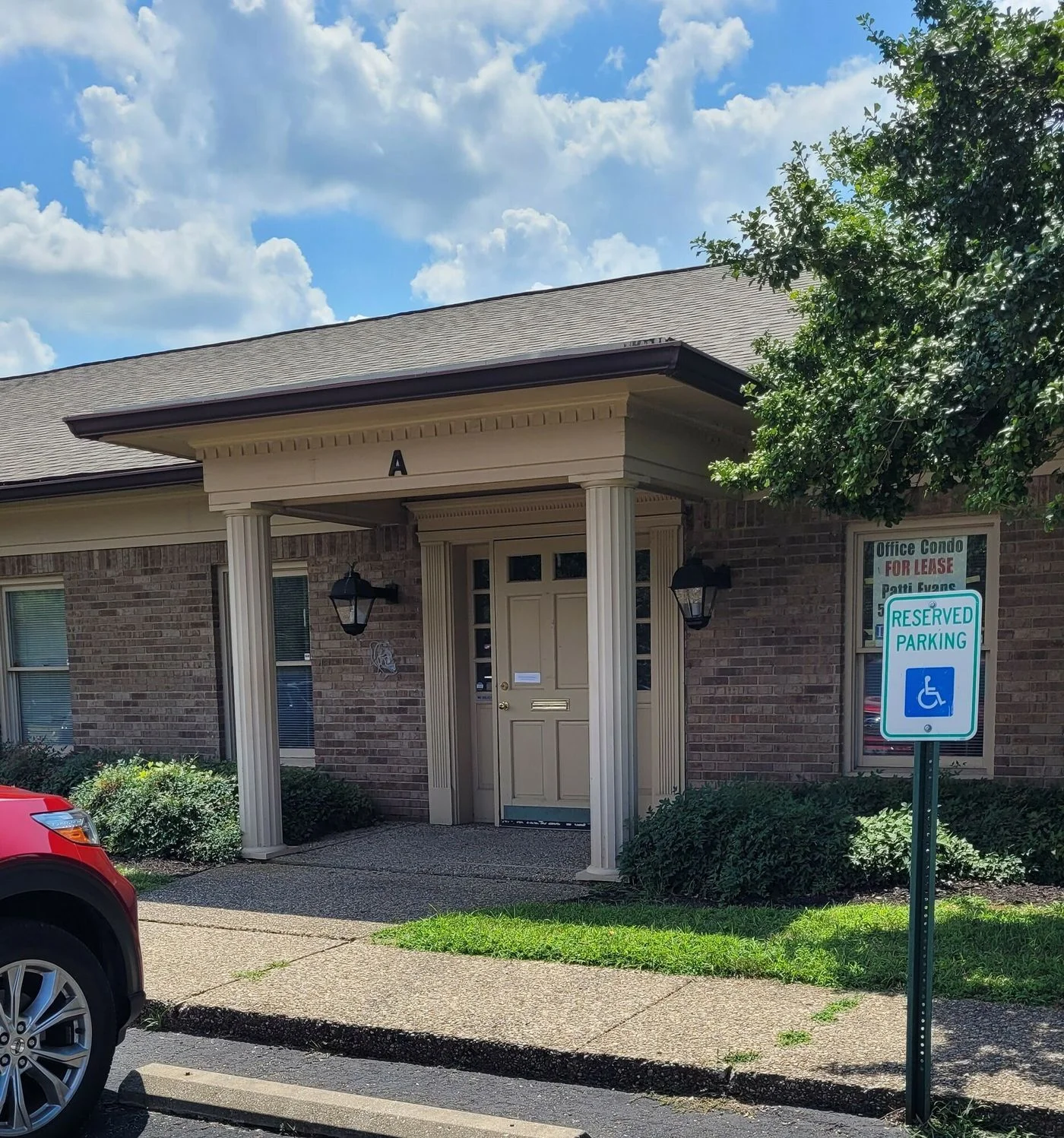 Photo-1 of 1400 Browns Lane Suite A, Saint Matthews, KY 40207