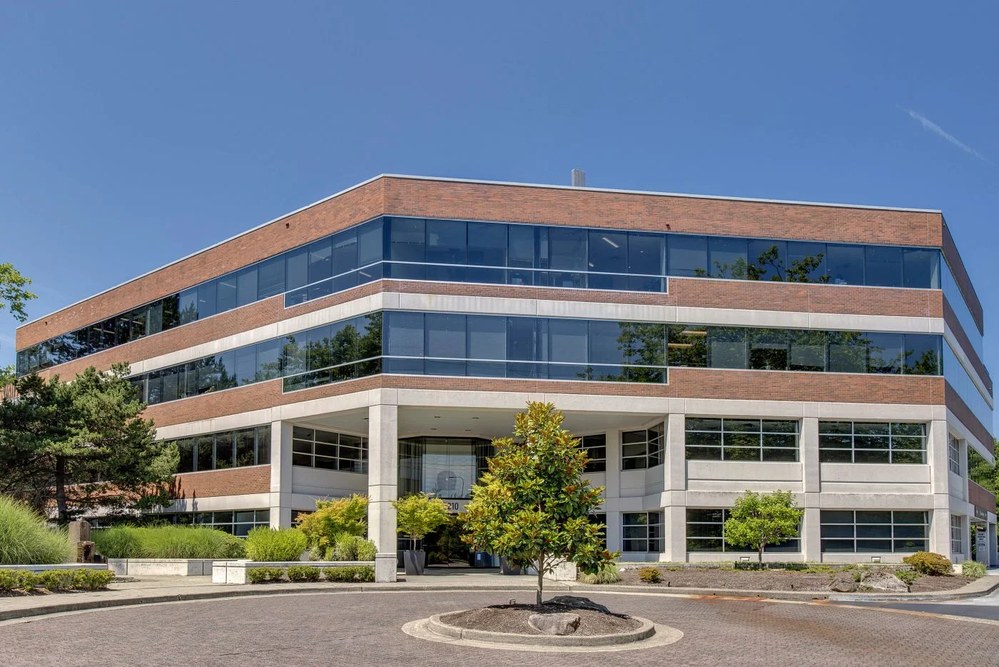 Photo-3 of 10210, 10220 & 10230 NE Points Dr, Kirkland, WA 98033