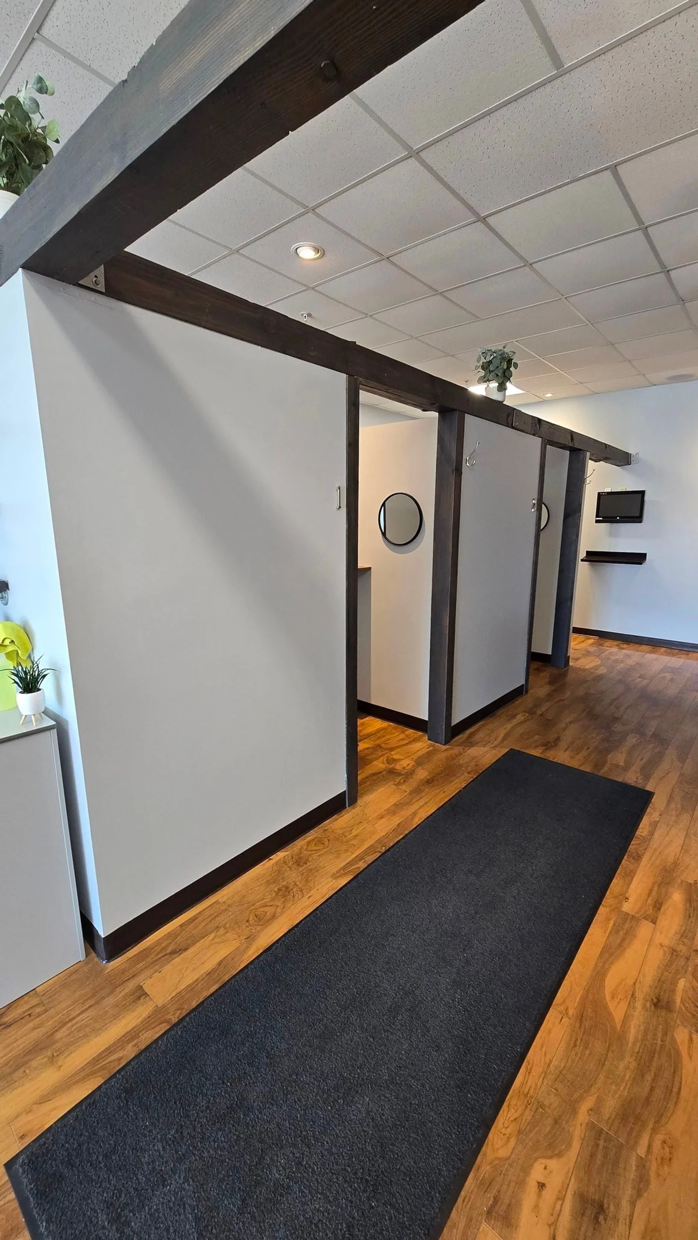 Photo 3 of 16909 Burke St, Omaha, NE 68118