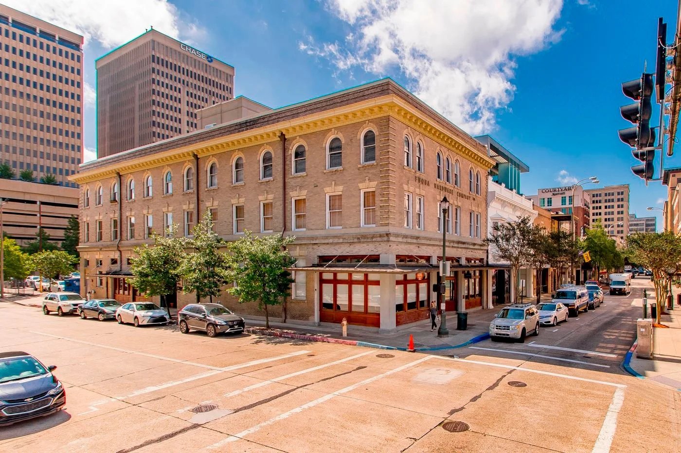 Photo-3 of 304 Laurel Street, Baton Rouge, LA 70801