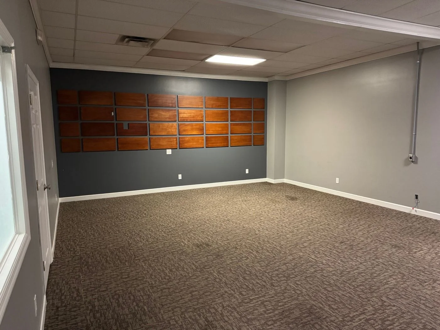 Photo 2 of 2101 Chestnut St, Chattanooga, TN 37408