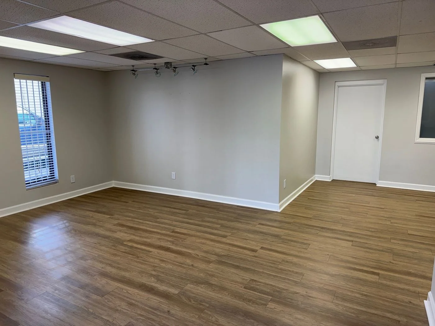 Photo 3 of 2101 Chestnut St, Chattanooga, TN 37408