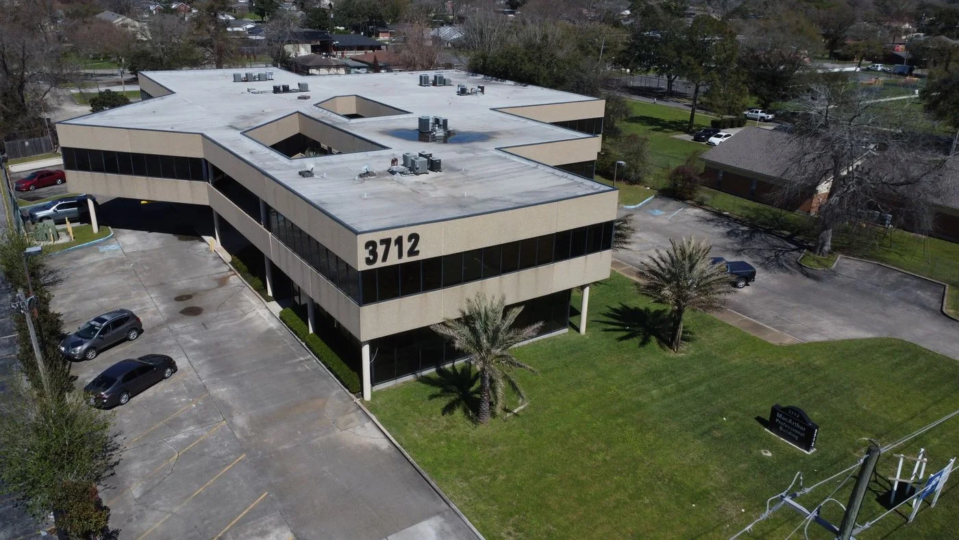 Photo 2 of 3712 Macarthur Blvd, New Orleans, LA 70114