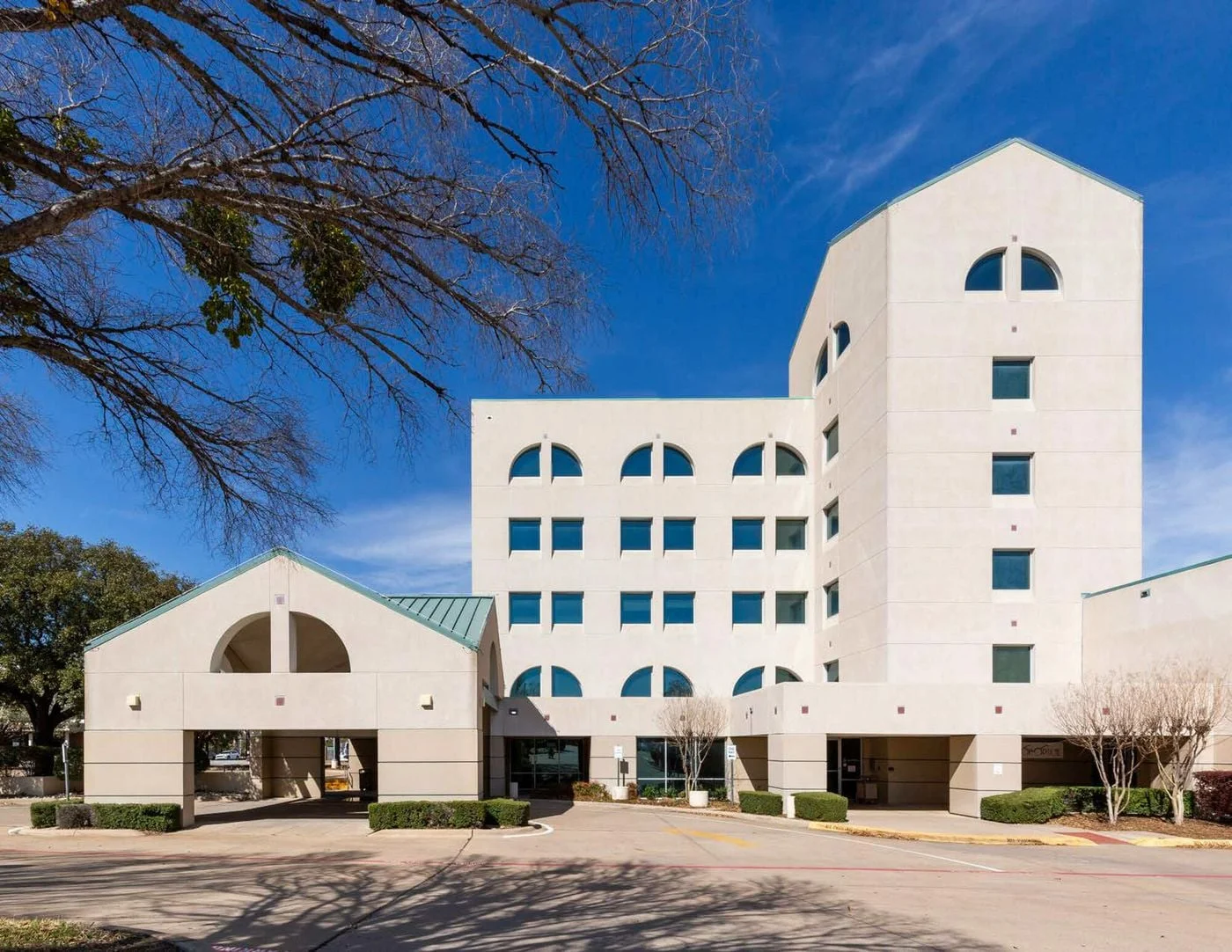 Photo 2 of 1201 Summit Ave, Fort Worth, TX 76102