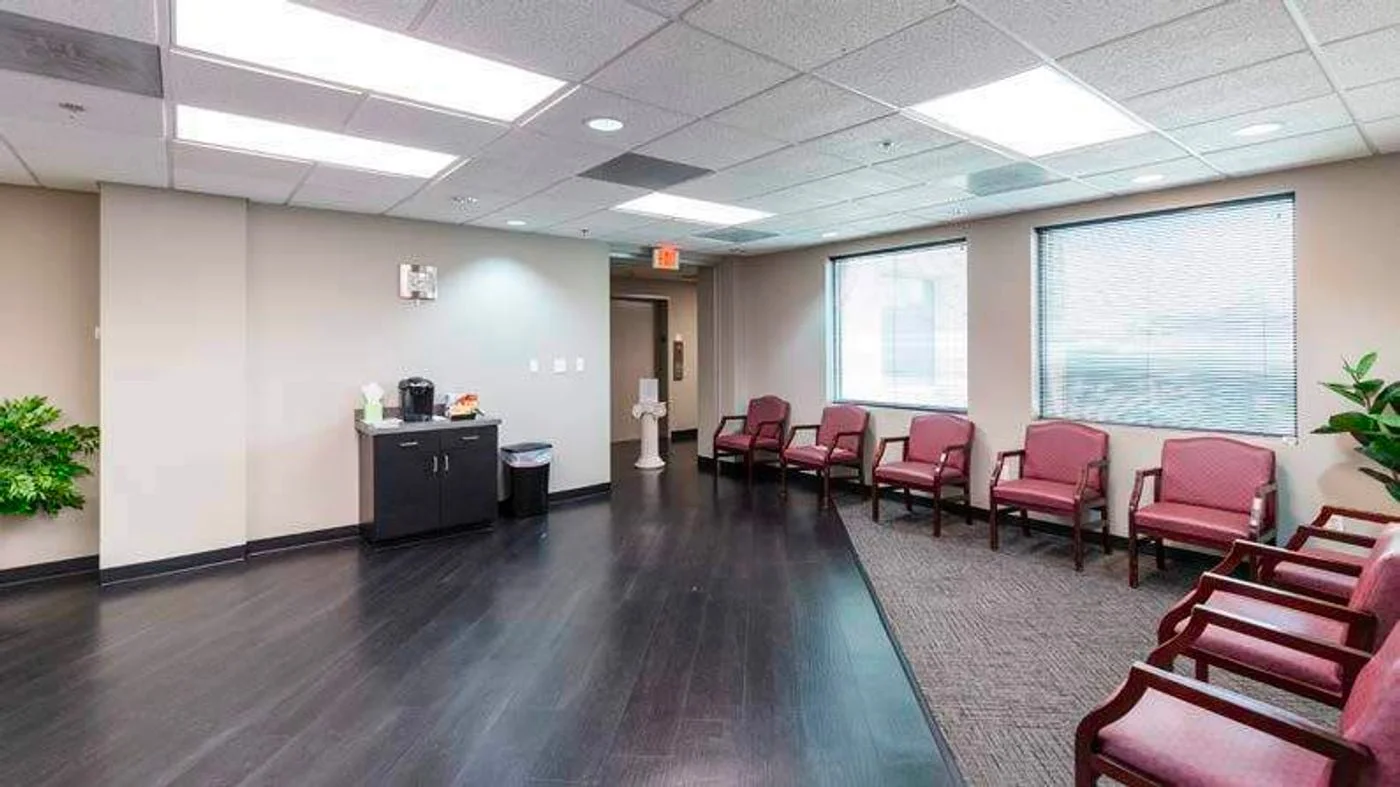 Photo 3 of 1201 Summit Ave, Fort Worth, TX 76102