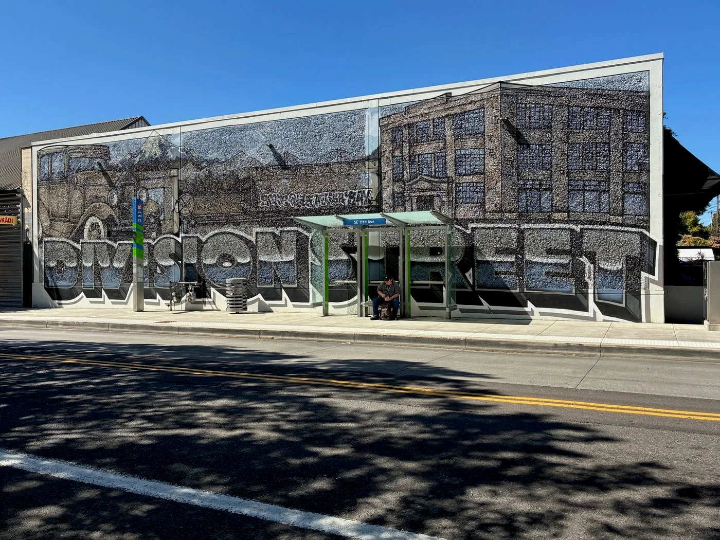 Photo 3 of 2421-2455 SE 11th Avenue, Portland, OR 97214