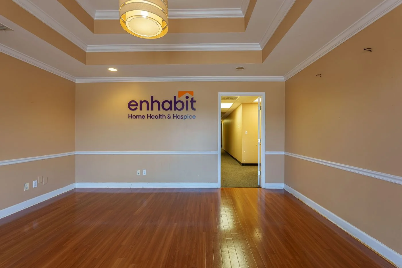 Photo 2 of 2713 Avalon Ave, Muscle Shoals, AL 35661