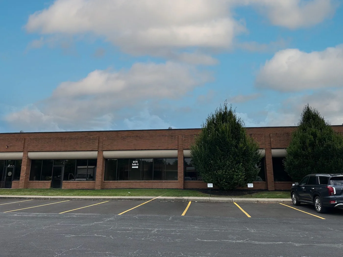 Photo-3 of 6175 Shamrock Ct, Dublin, OH 43016