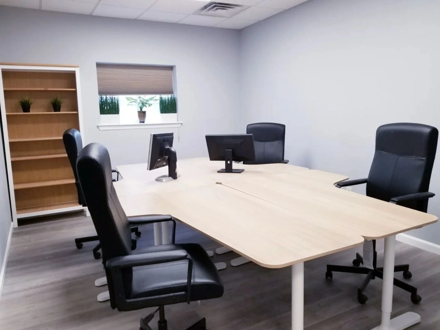 Photo 3 of 100 Lawrence St, Nanuet, NY 10954