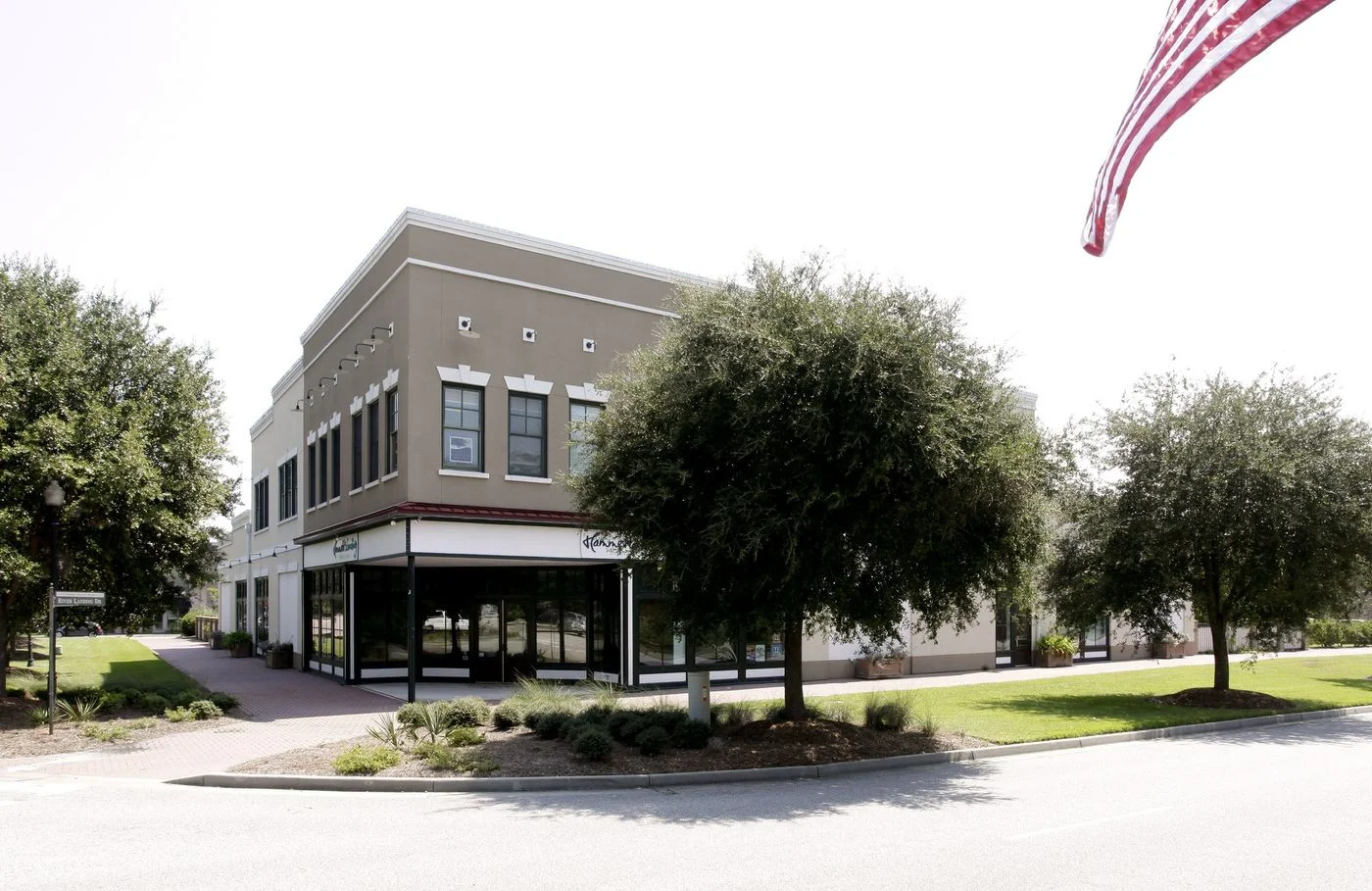 Photo 3 of 901 Island Park Drive, Charleston, SC 29492