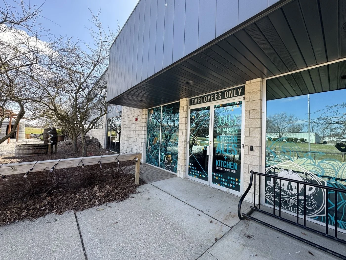 Photo 3 of 2319 Bishop Cir E, Dexter, MI 48130