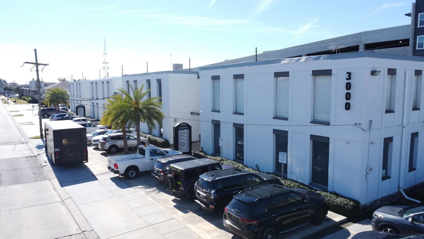 Photo 3 of 2920 Kingman St, Metairie, LA 70006