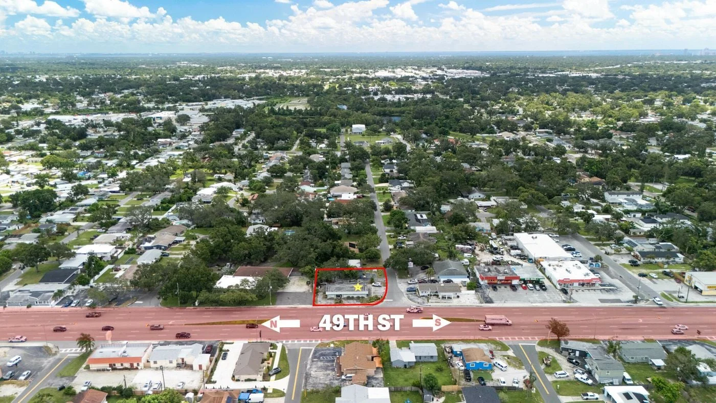 Photo 2 of 4801 49th St N, St. Petersburg, FL 33709