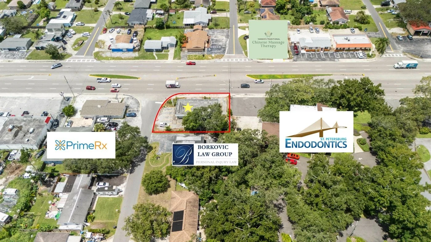 Photo 3 of 4801 49th St N, St. Petersburg, FL 33709