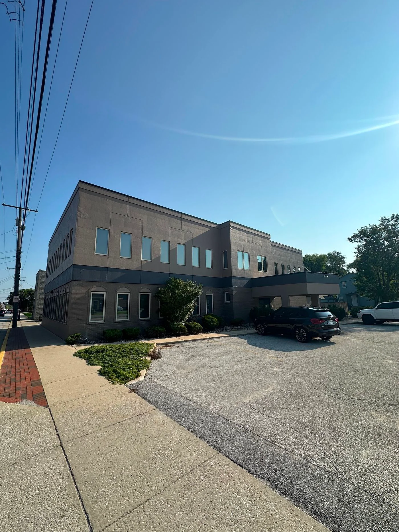 Photo 3 of 139 S Broad St, Griffith, IN 46319