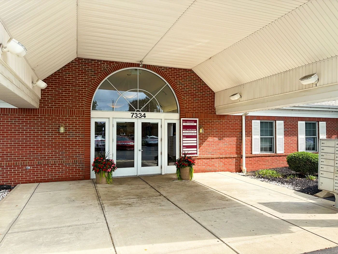 Photo 3 of 7334 E Broad St, Blacklick, OH 43004