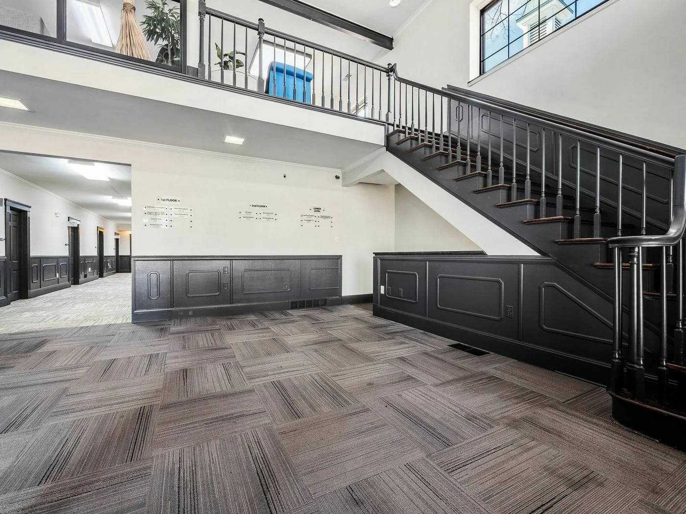 Photo-2 of 1015 E Broad St, Columbus, OH 43205