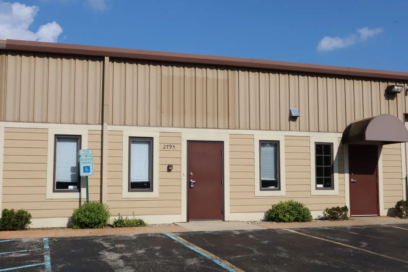 Photo 1 of 2795 Universal Drive , Saginaw, MI 48603