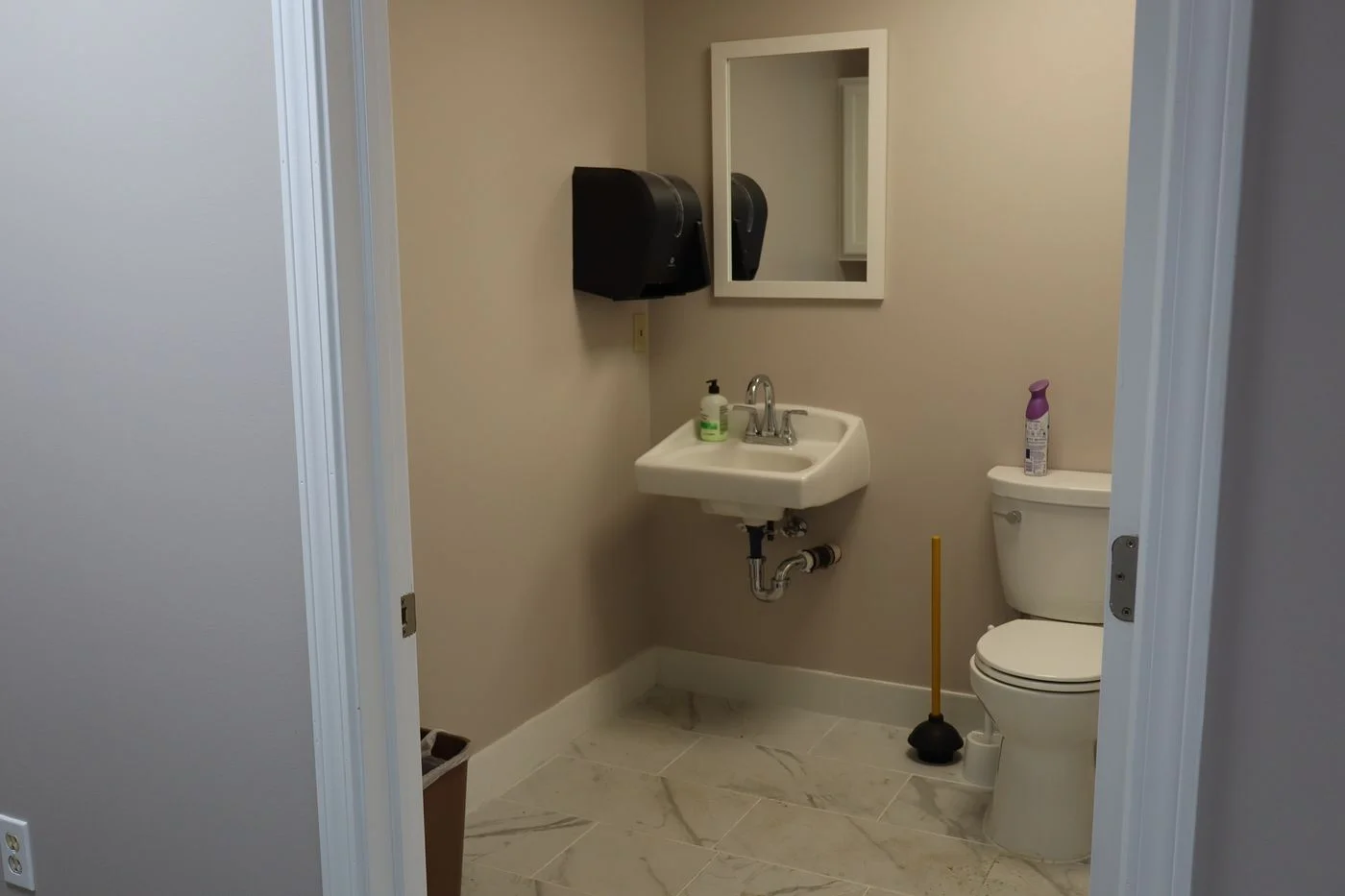 Photo 3 of 2795 Universal Drive , Saginaw, MI 48603