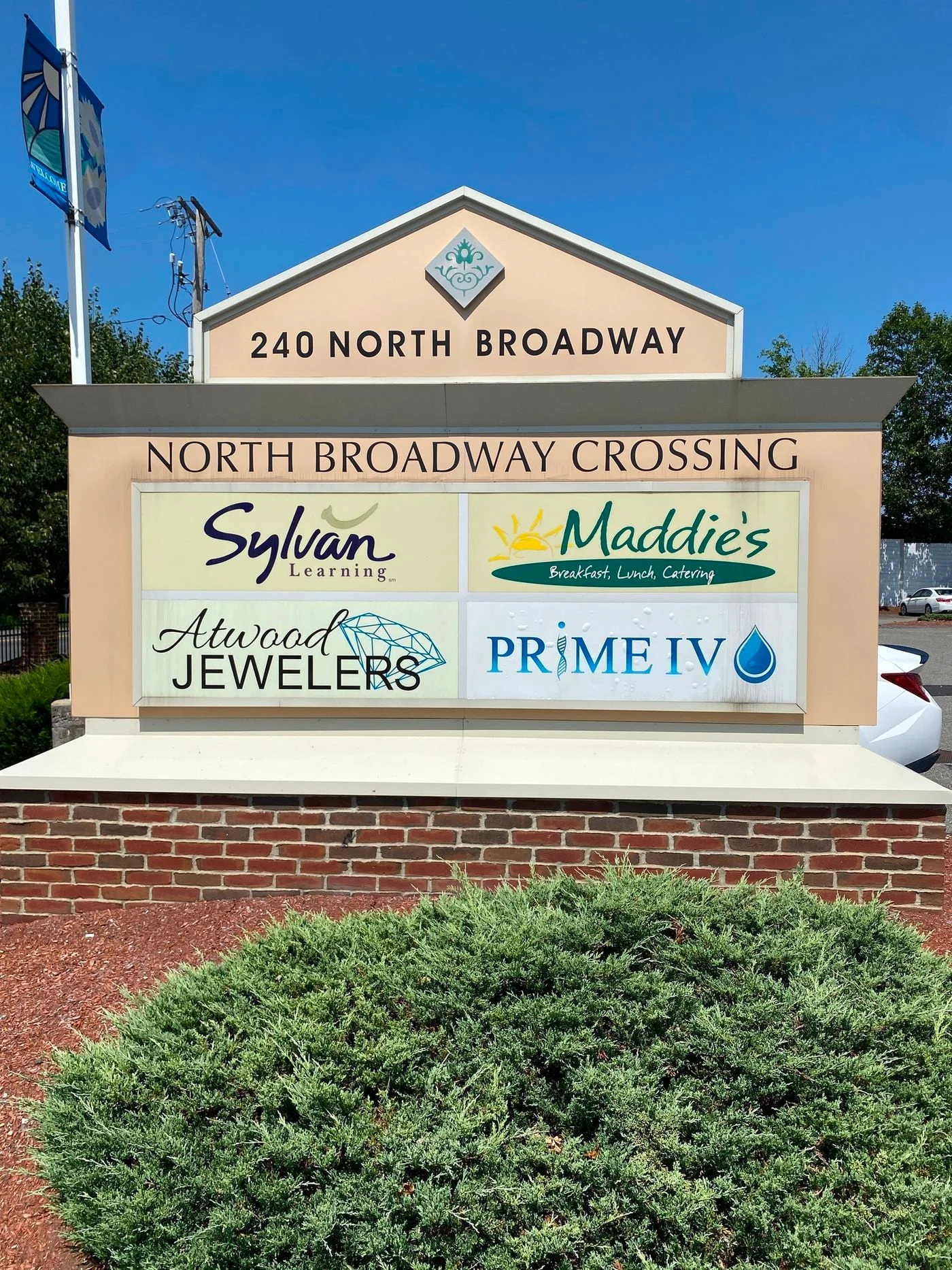 Photo 1 of 240 North Broadway, Salem, NH 03079