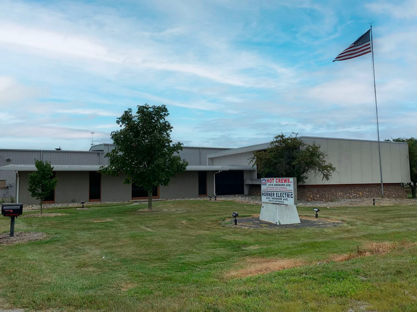 Photo 2 of 4423 Ardmore Avenue, Fort Wayne, IN 46809