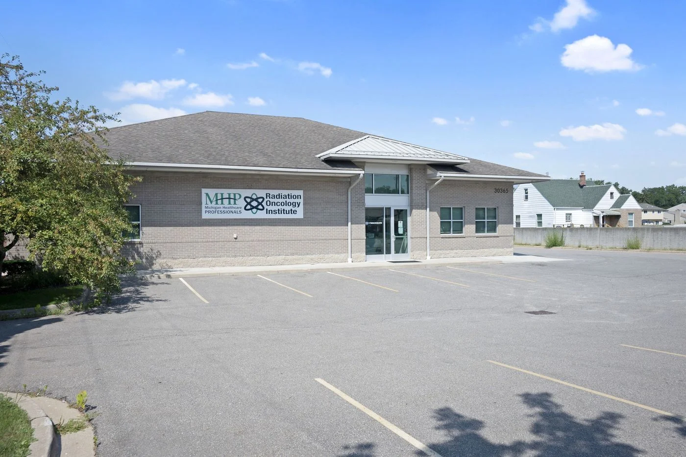 Photo 3 of 30365 Dequindre Rd, Madison Heights, MI 48071