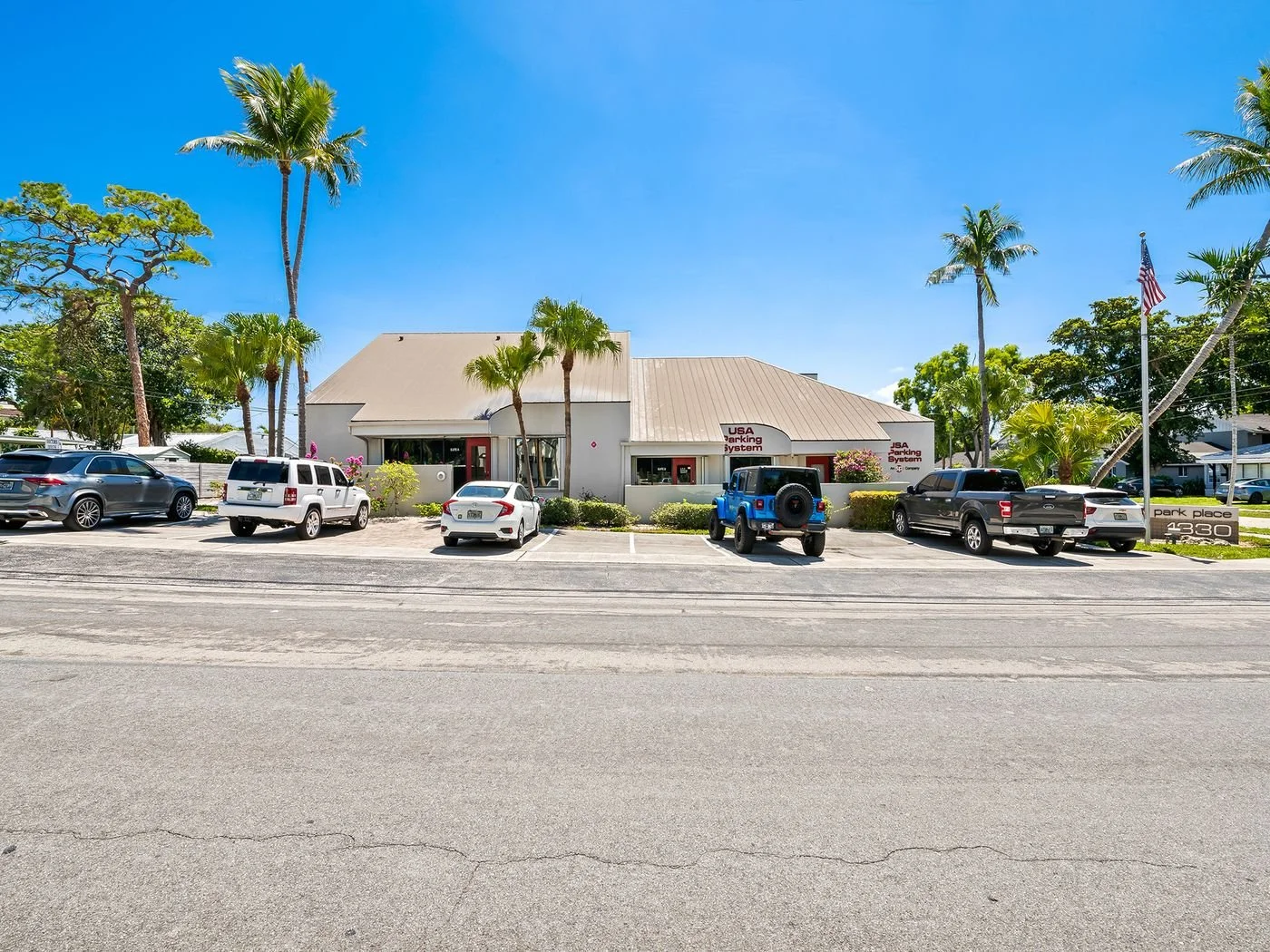 Photo-1 of 1330 SE 4th Ave Ste E, Fort Lauderdale, FL 33316