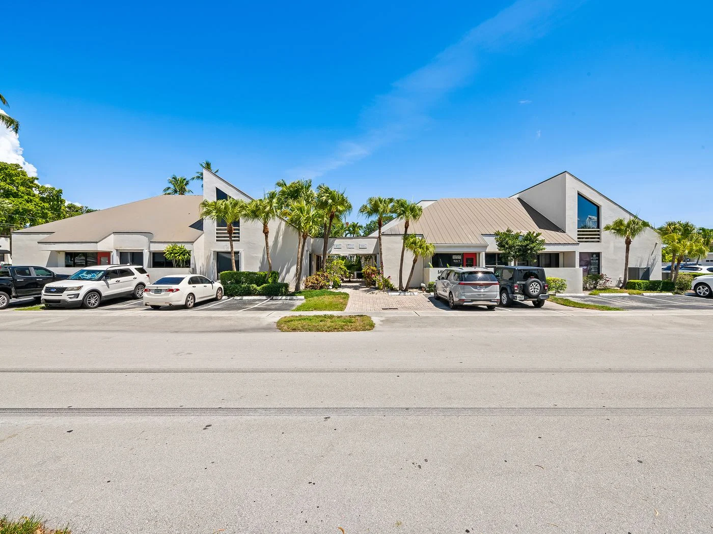 Photo-2 of 1330 SE 4th Ave Ste E, Fort Lauderdale, FL 33316