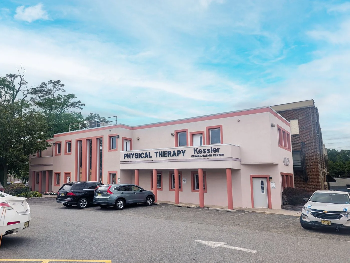 Photo 1 of 194 The Plaza, Teaneck, NJ 07666