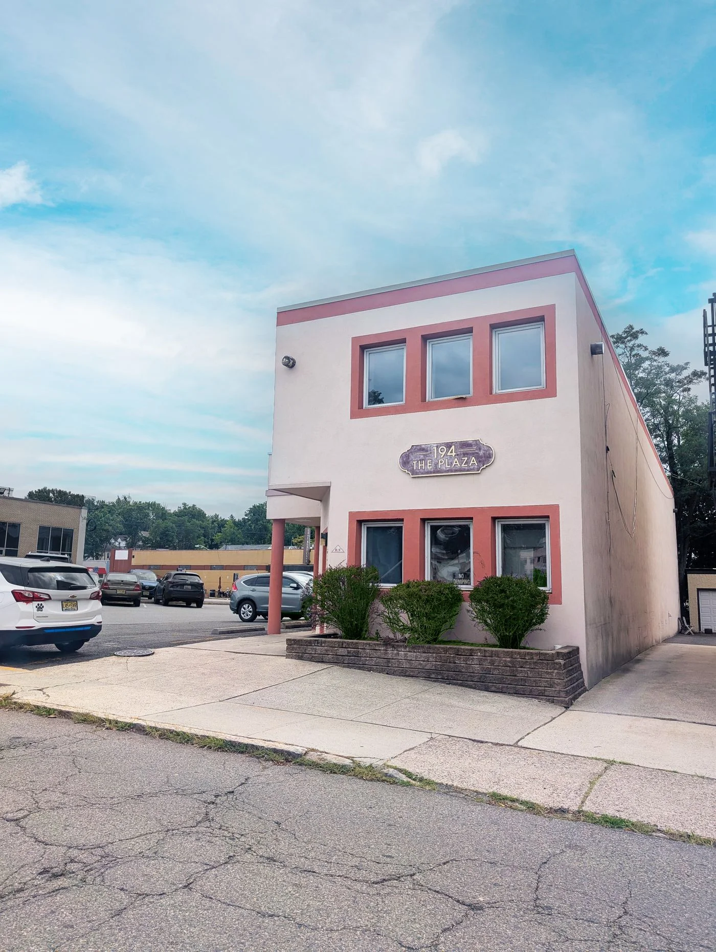 Photo 3 of 194 The Plaza, Teaneck, NJ 07666