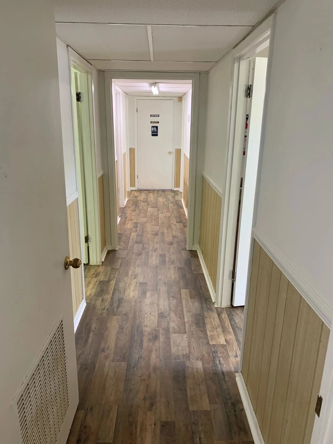 Photo 2 of 1213 N 1st Ave, Laurel, MS 39440