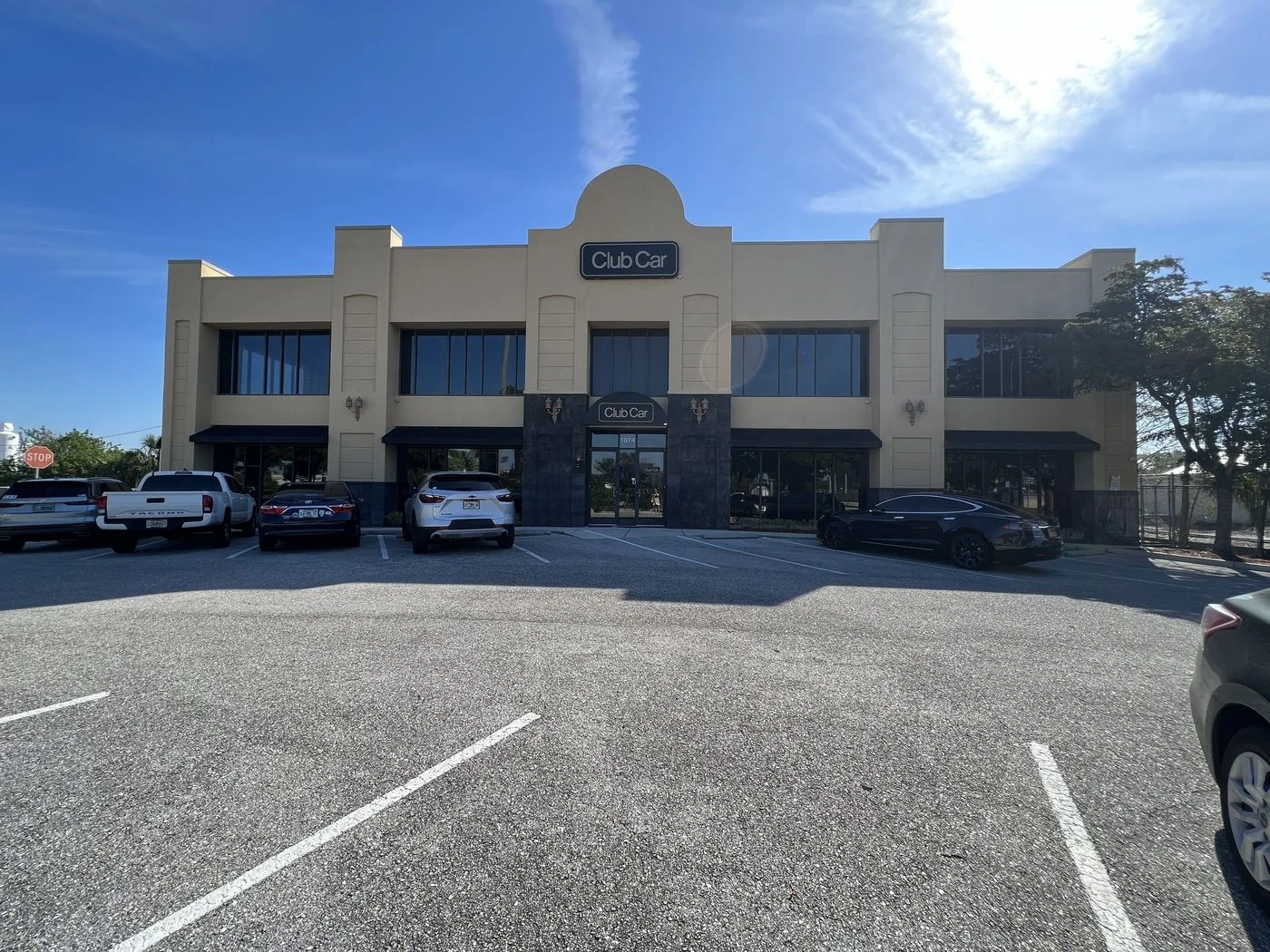 Photo-1 of 1074 N Orange Ave, Sarasota, FL 34236