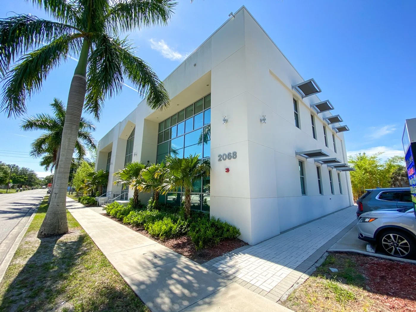 Photo-2 of 2068 Hawthorne Street, , Sarasota, FL 34239