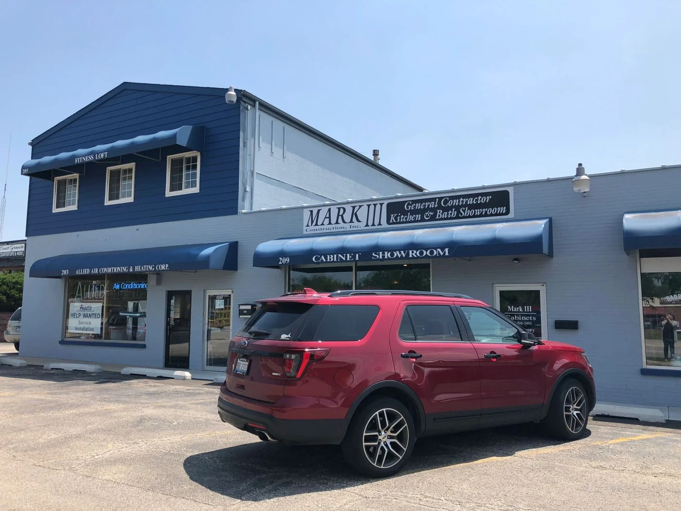 Photo 3 of 215 Peterson Rd, Libertyville, IL 60048