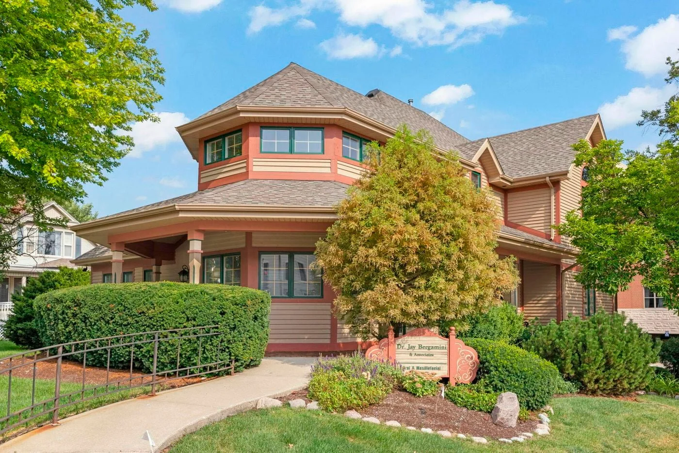 Photo 1 of 405 S Main St, Naperville, IL 60540