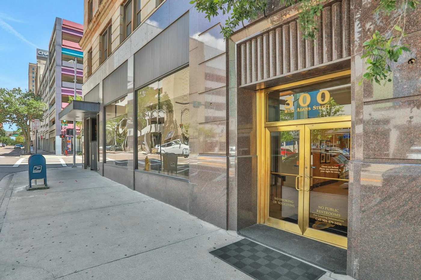 Photo 2 of 300 W Adams St, Jacksonville, FL 32202