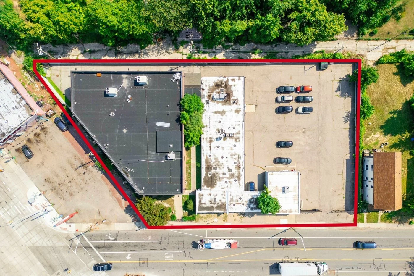 Photo 2 of 3968 Mount Elliott Street, Detroit, MI 48207