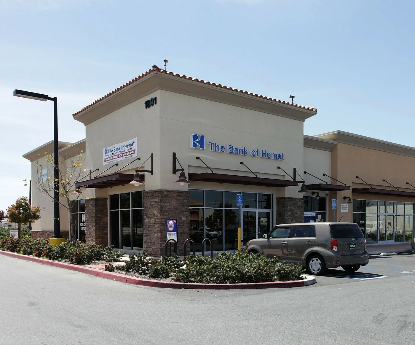 Photo 2 of 1891 S San Jacinto Ave, San Jacinto, CA 92583