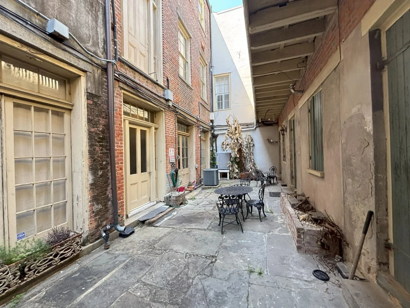 Photo 1 of 519 Saint Louis St, New Orleans, LA 70130