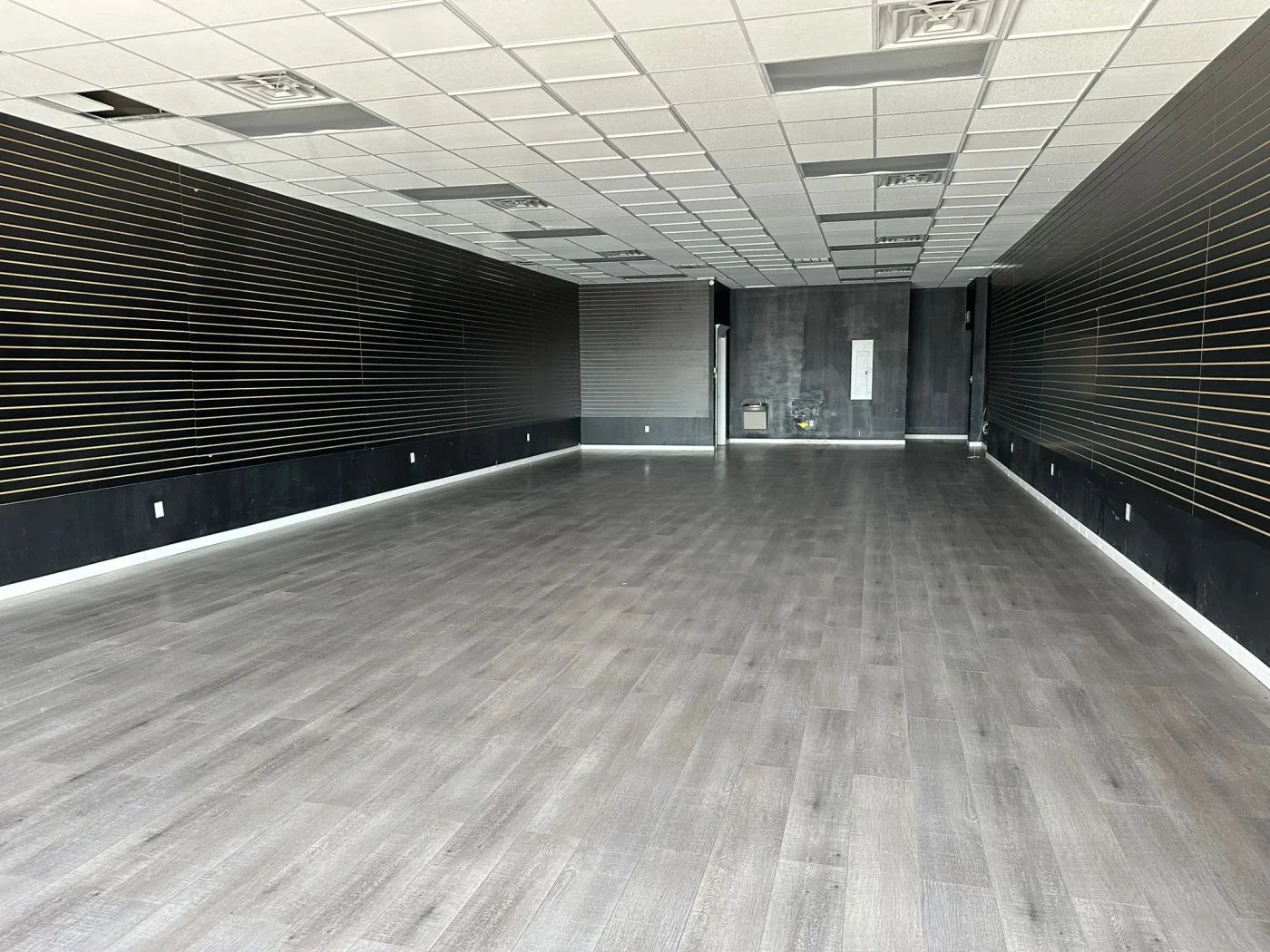 Photo-3 of 5185 S Sherwood Forest Blvd, Baton Rouge, LA 70816