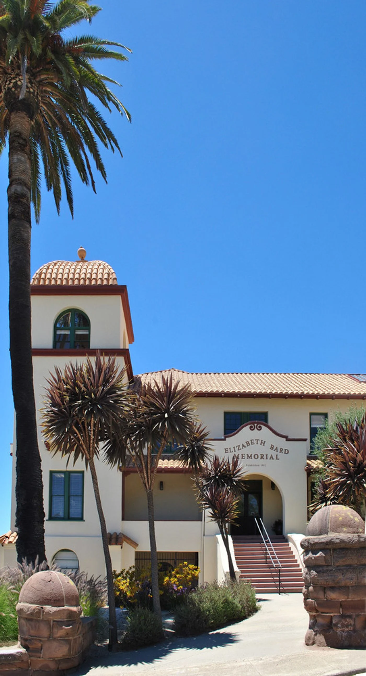 Photo 3 of 121 North Fir Street, Ventura, CA 93001