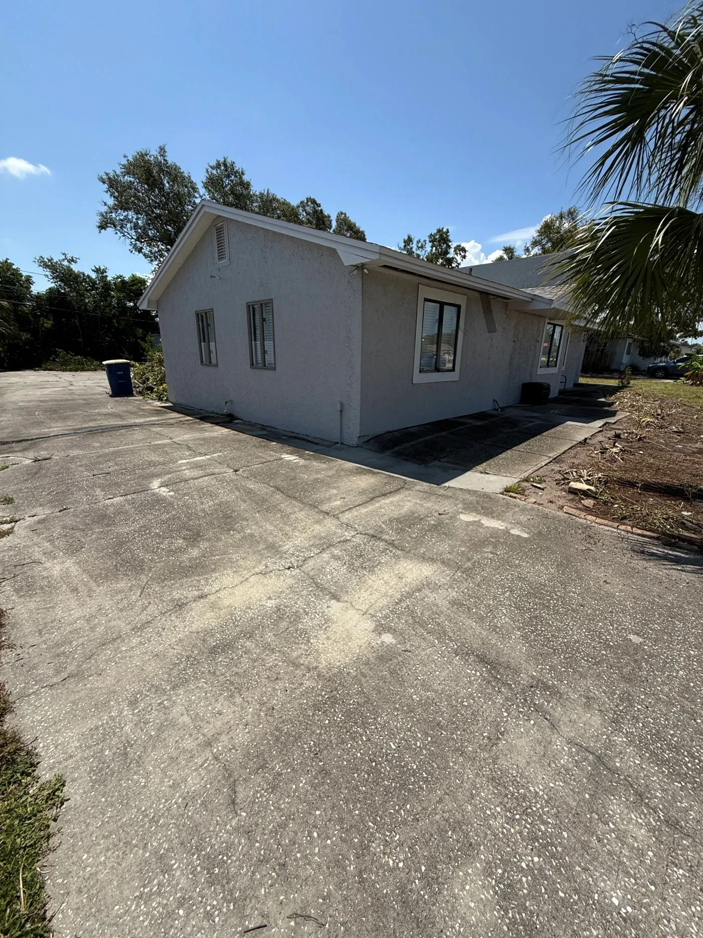 Photo 3 of 1471 S Missouri Ave, Clearwater, FL 33756