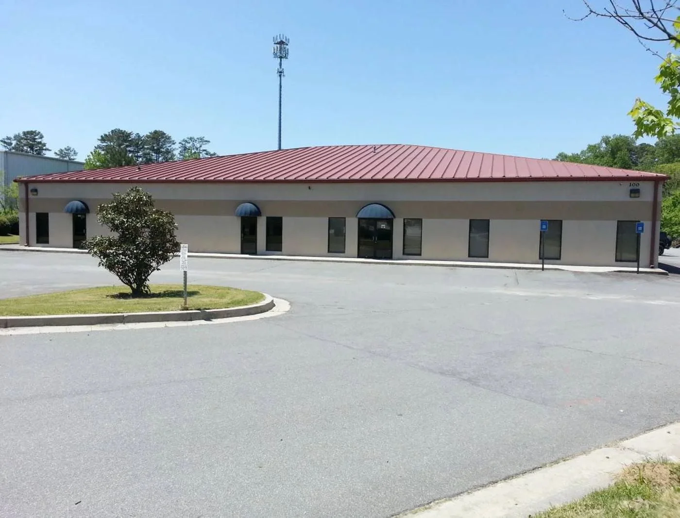 Photo 1 of 1420 Lockhart Dr NW, Kennesaw, GA 30144