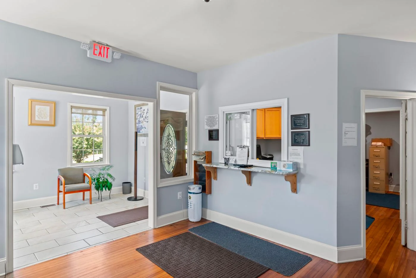 Photo 3 of 412 Cambridge St, Fredericksburg, VA 22405