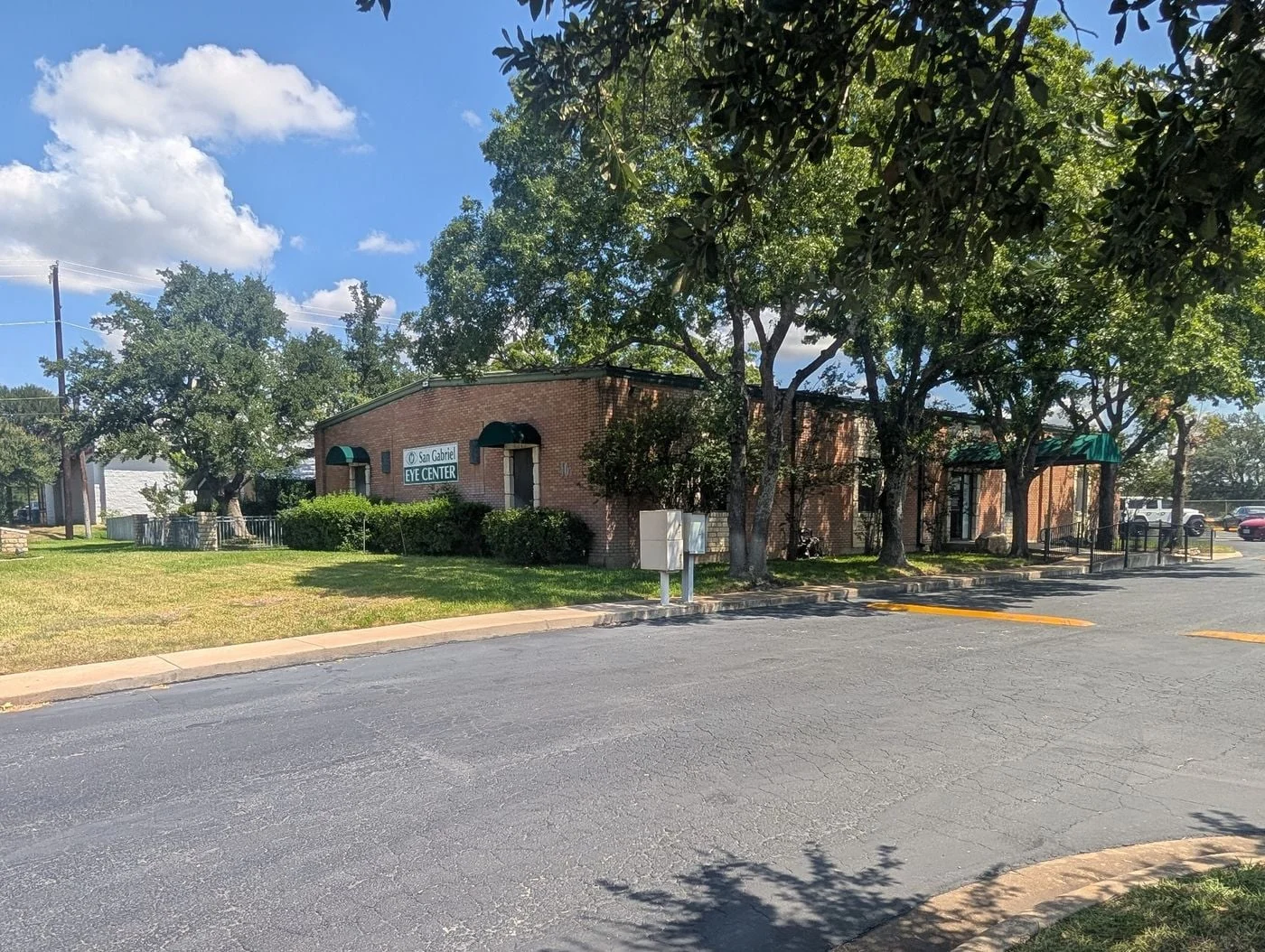 Photo 1 of 1401 Williams Dr, Georgetown, TX 78628