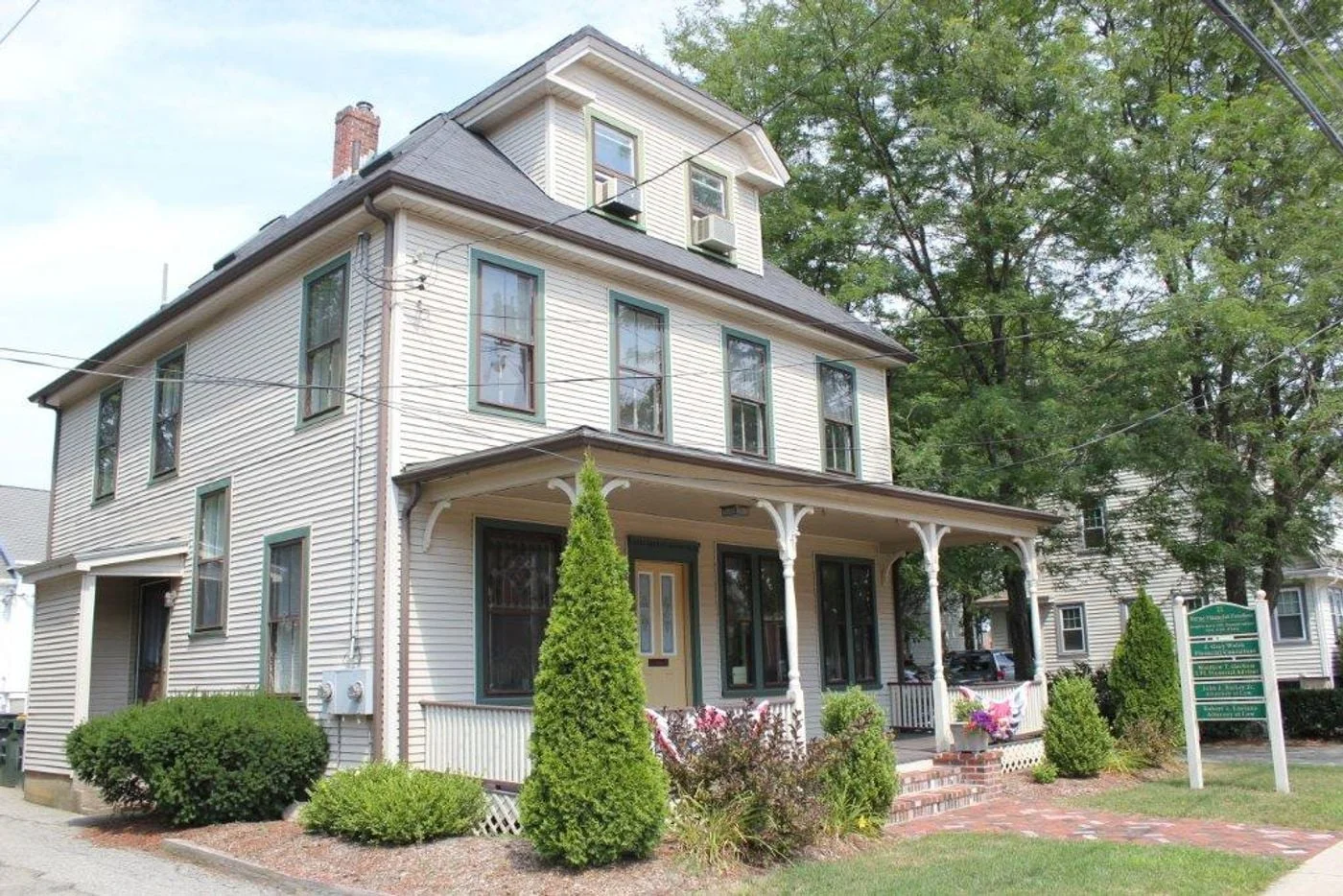 Photo 1 of 11 East St, Franklin, MA 02038