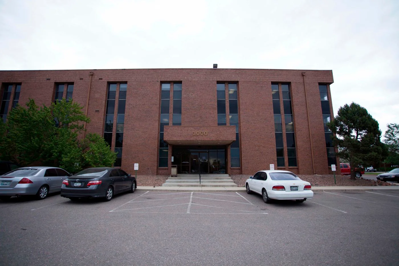 Photo 2 of 3000 S Jamaica Ct, Aurora, CO 80014