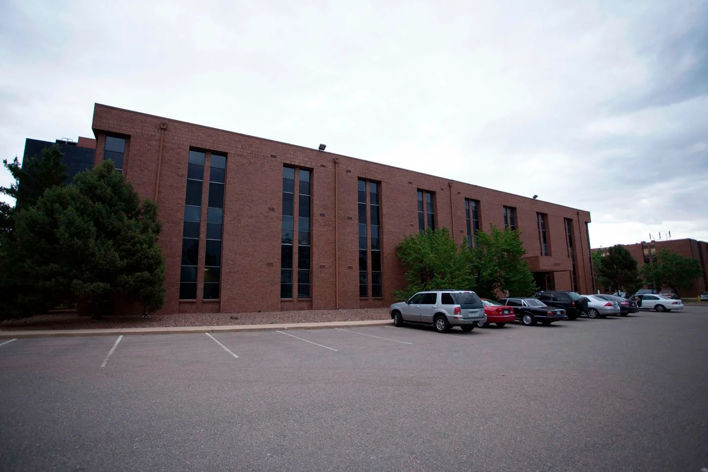 Photo 3 of 3000 S Jamaica Ct, Aurora, CO 80014